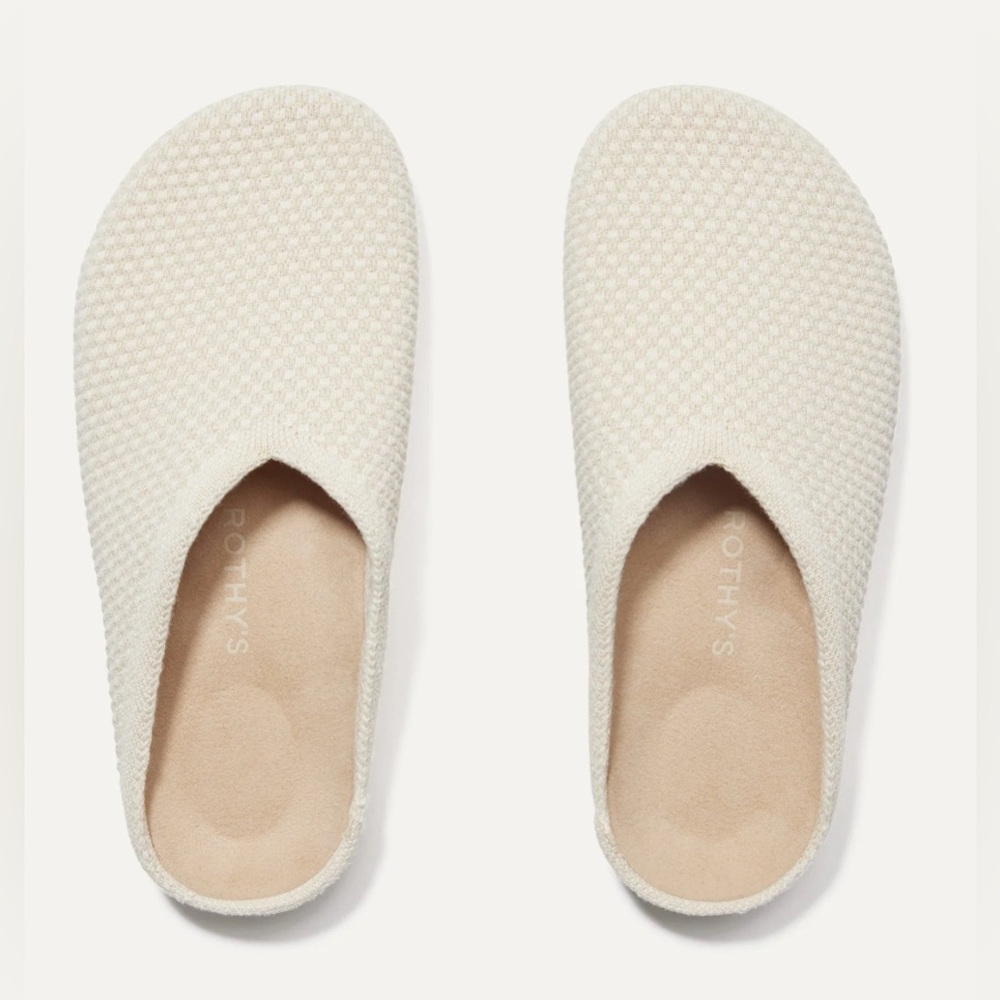 Rothy’s coconut clog. Size 8.